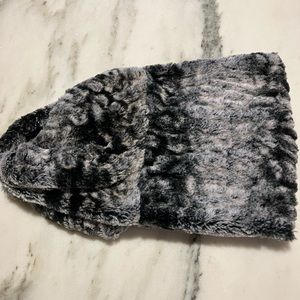 faux fur infinity scarf